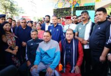 मुख्यमंत्री पुष्कर सिंह धामी ने बल्लूपुर चौक में नगर निगम, देहरादून द्वारा आयोजित “स्वेच्छा से स्वच्छता” कार्यक्रम में किया प्रतिभाग