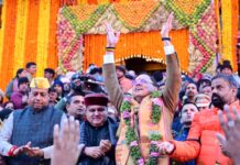 वैदिक मंत्रोच्चार के साथ खुले भगवान श्री बद्रीनाथ के कपाट, आस्था और उल्लास से गूंजा धाम